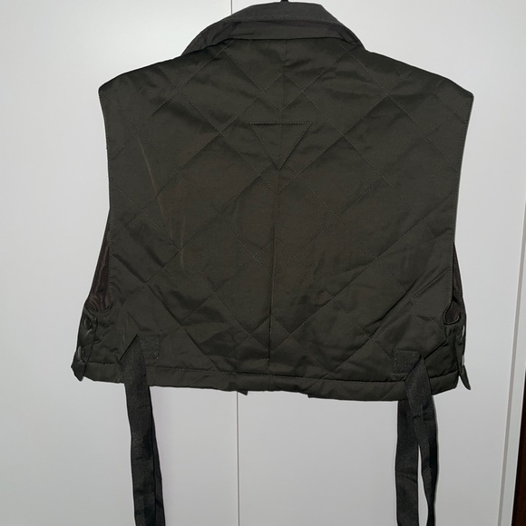 Zara Women's Olive Quilted Vest - Picture 3 of 3
